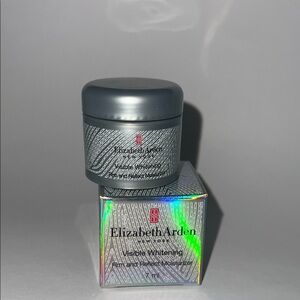 Elizabeth Arden Visible Whitening Moisturizer in Silver Packaging 7ml